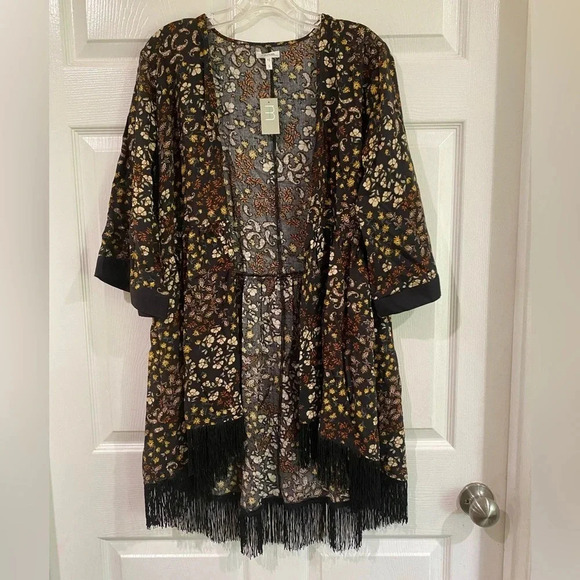 Maurice's NWT Black Brown Paisley Floral Print Kimono Size Small with Fringe - Picture 2 of 11